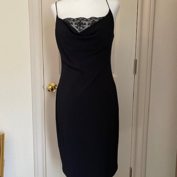 LAUNDRY by Shelli Segal LBD Black Cocktail Dress with Lace Insert Sz 4 - Picture 1 of 11